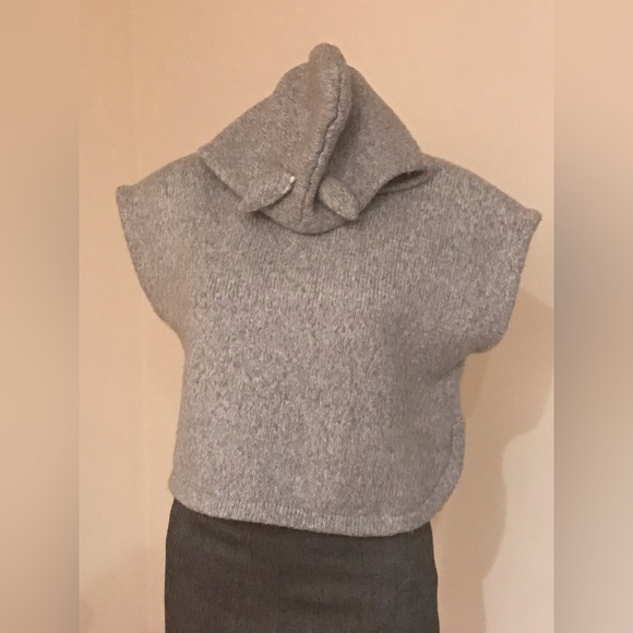 GENUINE gray poncho with bunny ears and tail size 4T - Picture 3 of 10
